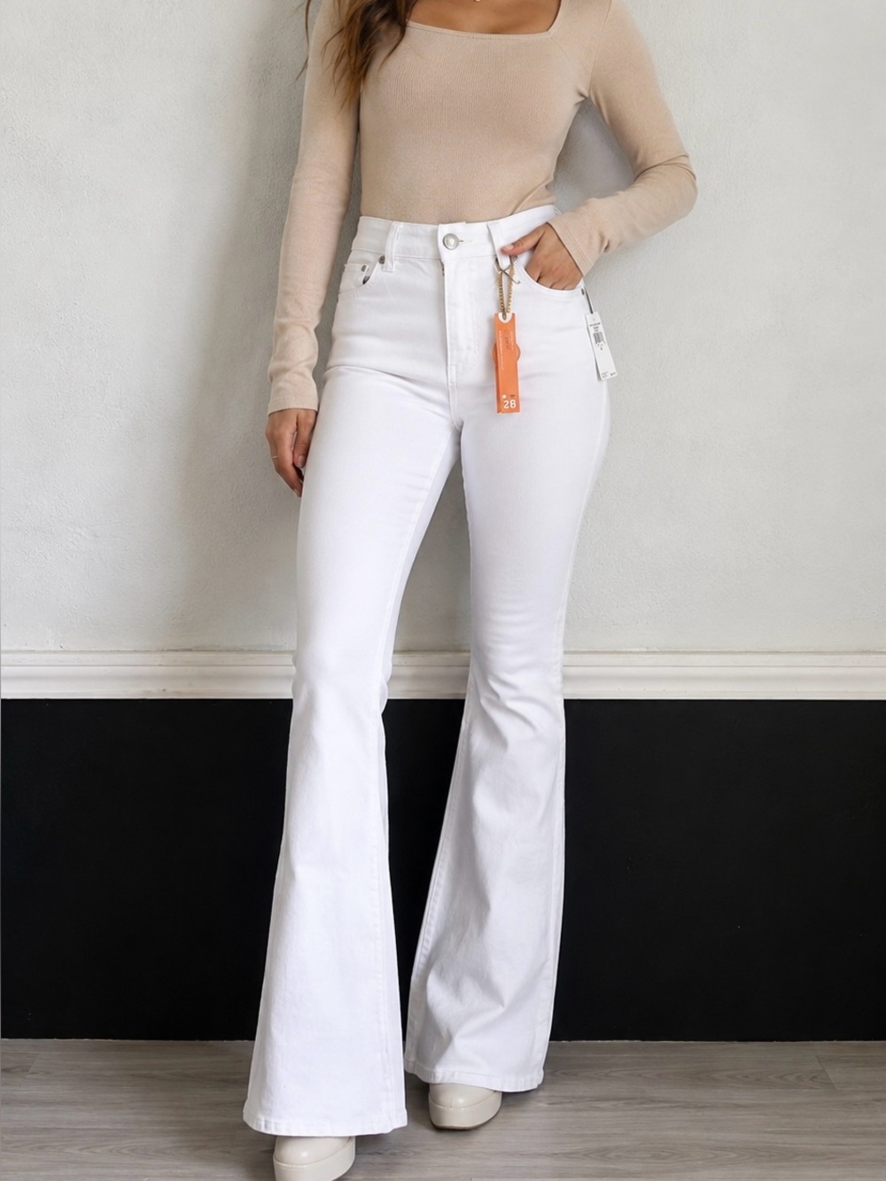 Dittos White Flare Jeans with Orange Tag new with tags
